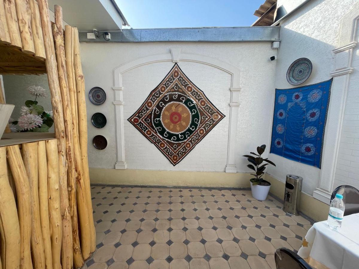 Isfandiyor Hotel Самарканд Екстериор снимка