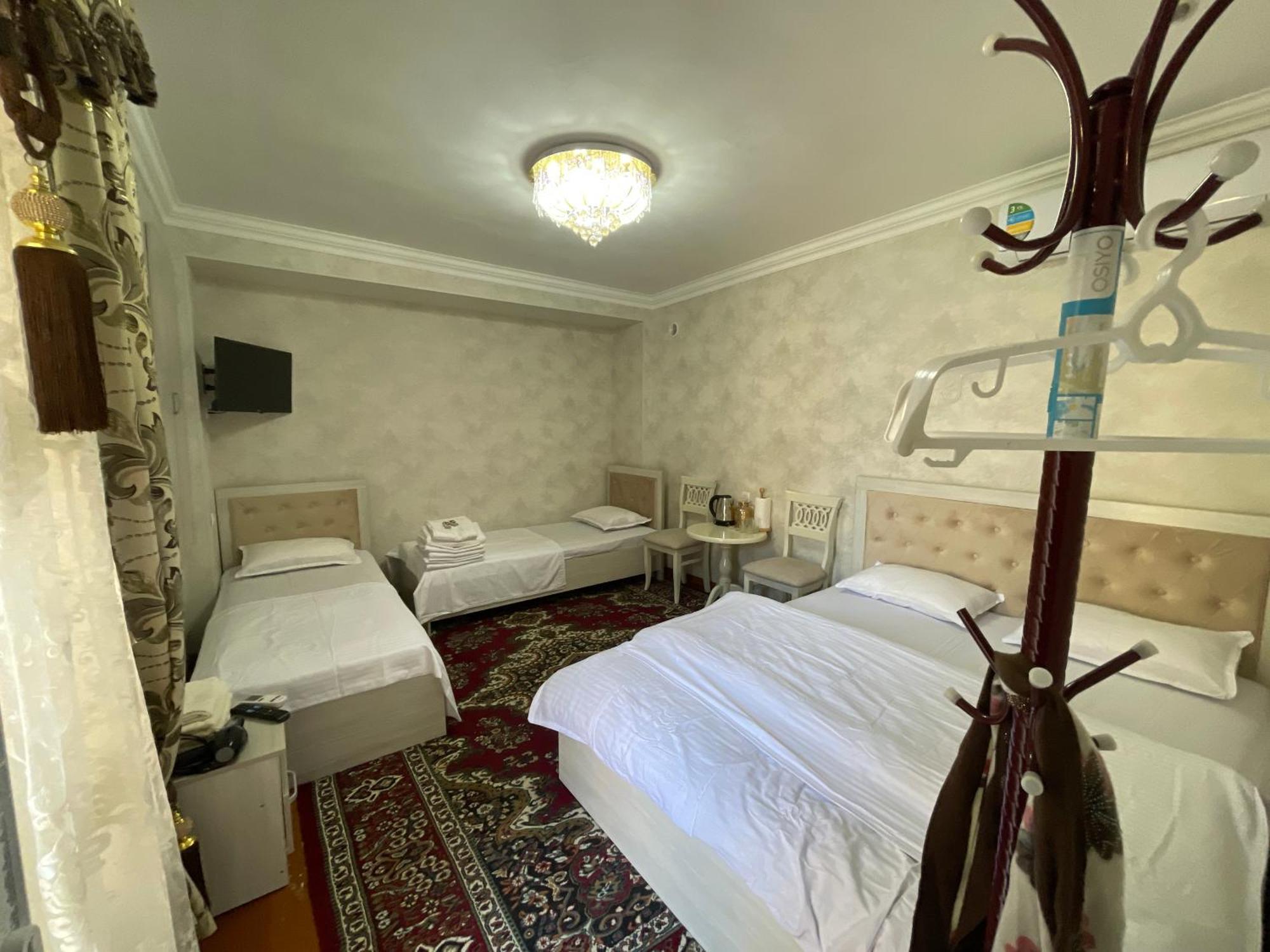Isfandiyor Hotel Самарканд Екстериор снимка