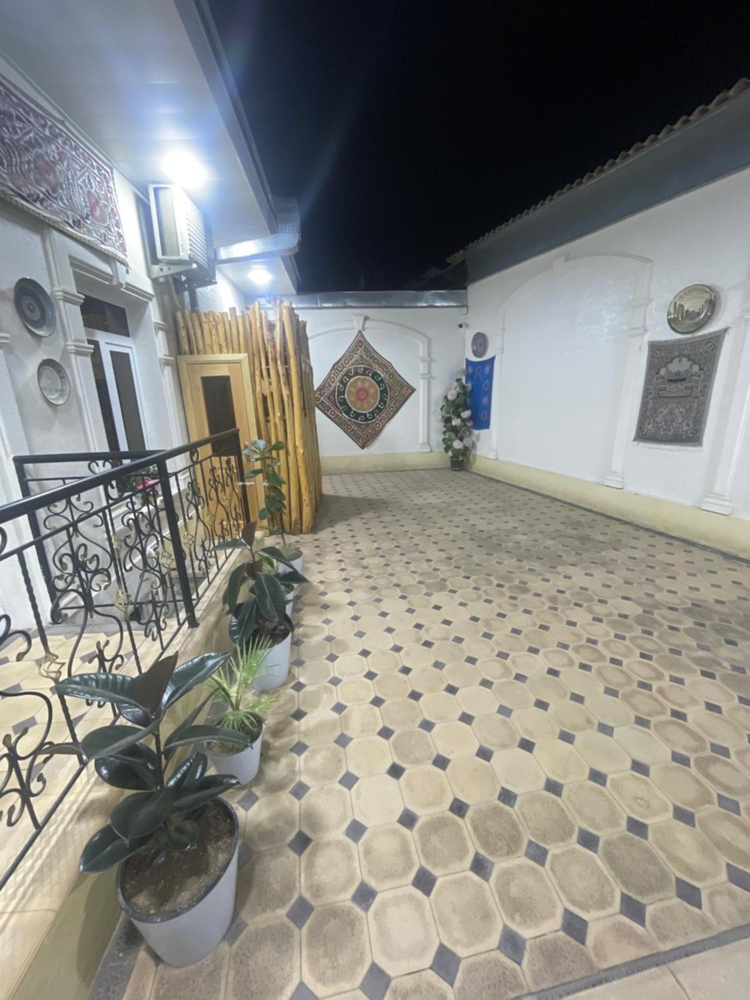 Isfandiyor Hotel Самарканд Екстериор снимка